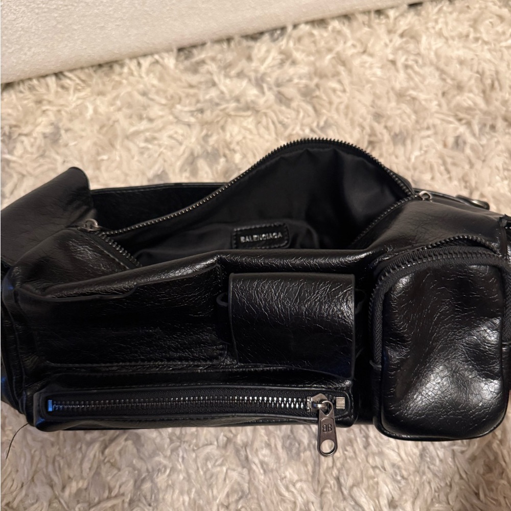 Black Leather Utility Bag - Picture 10 of 15